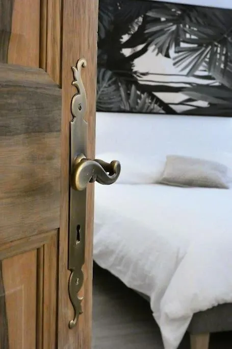 Elegant Apartment In Historic Center Of Tournon Tournon-sur-Rhone