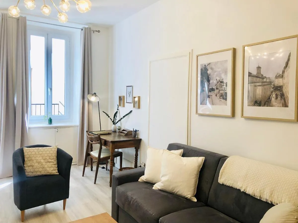 Elegant Apartment In Historic Center Of Tournon Tournon-sur-Rhone