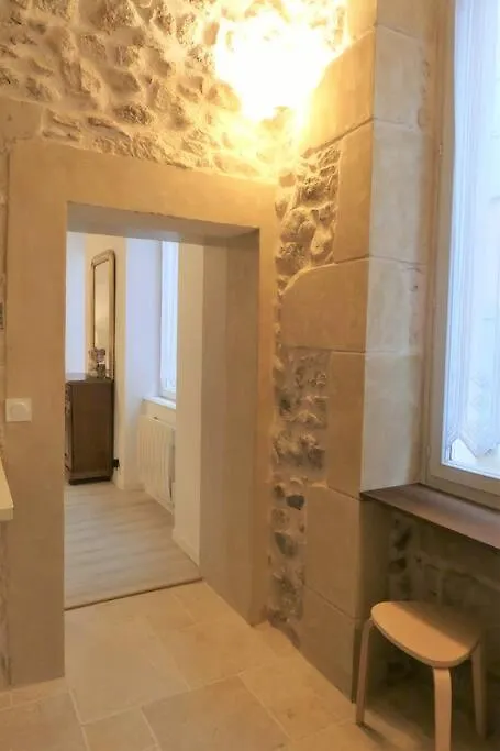 Elegant Apartment In Historic Center Of Tournon