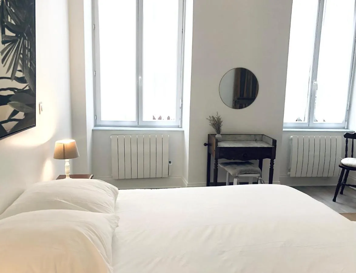 Elegant Apartment In Historic Center Of Tournon 0*, Tournon-sur-Rhone